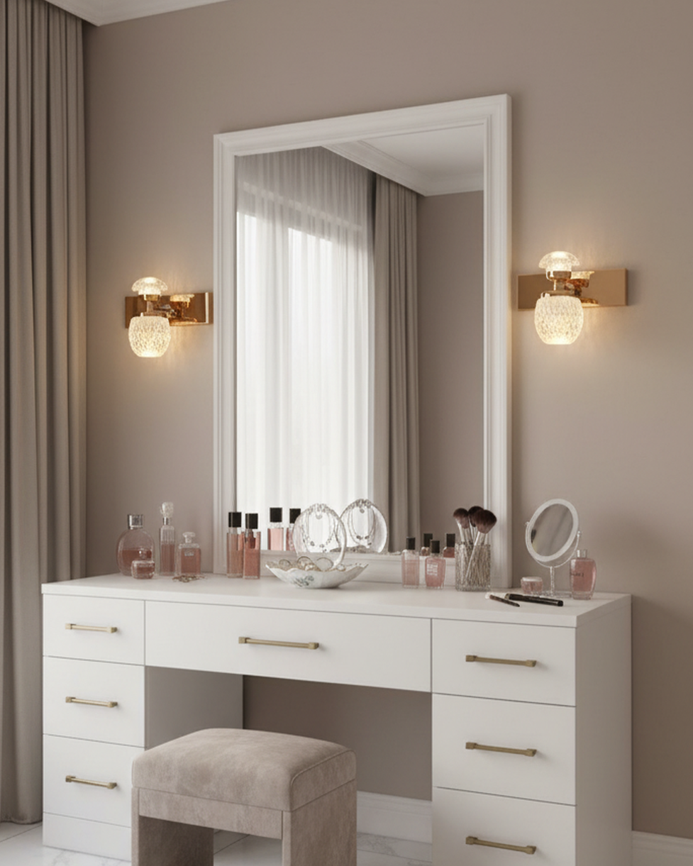Swanart Rose Gold Crystal Wall Sconce with diamond-cut glass shade, modern LED, dimmable, ideal for living room or bedroom decor