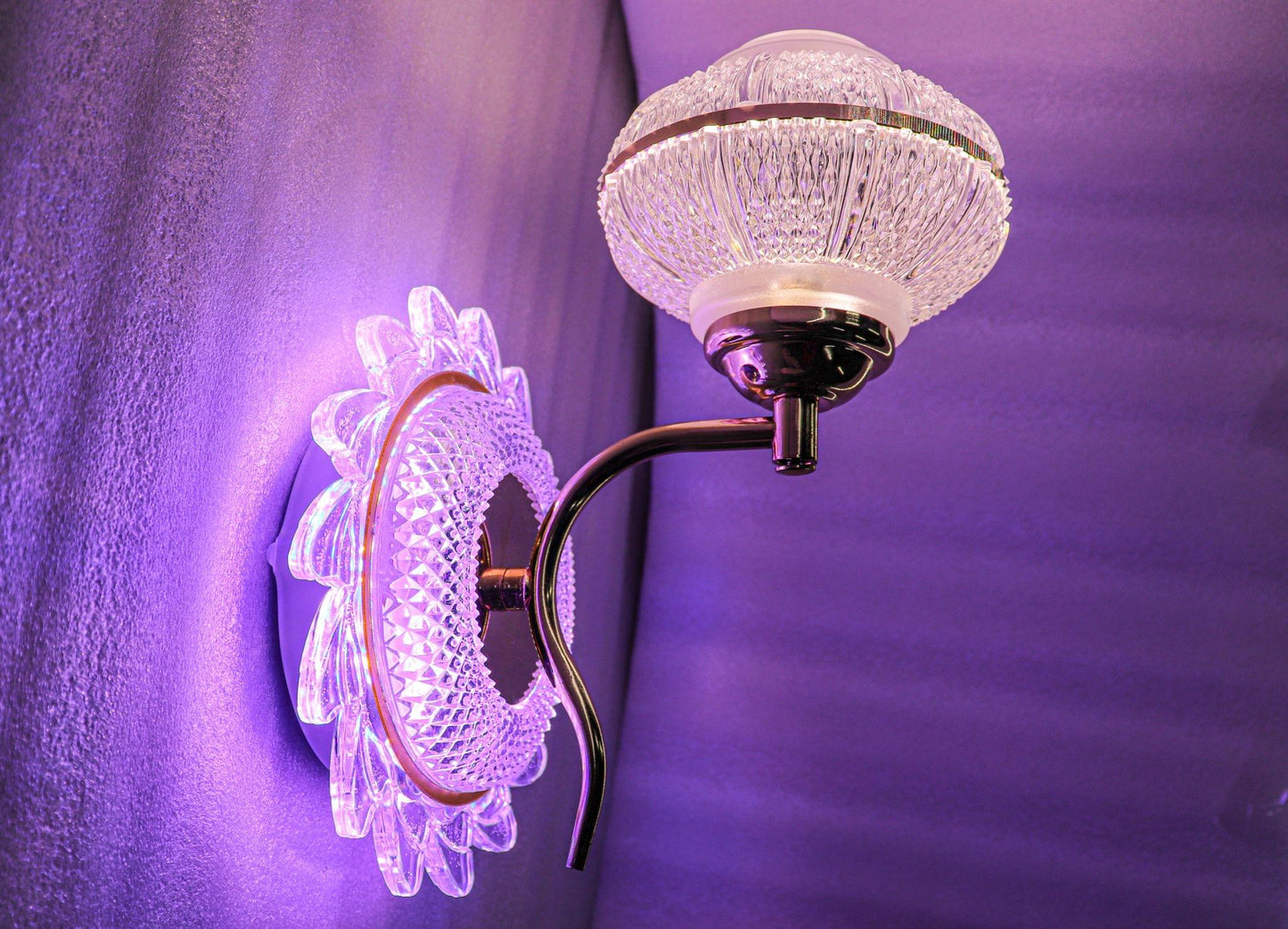 Swanart Modern Colour Change Wall Light For Home Decor 6594