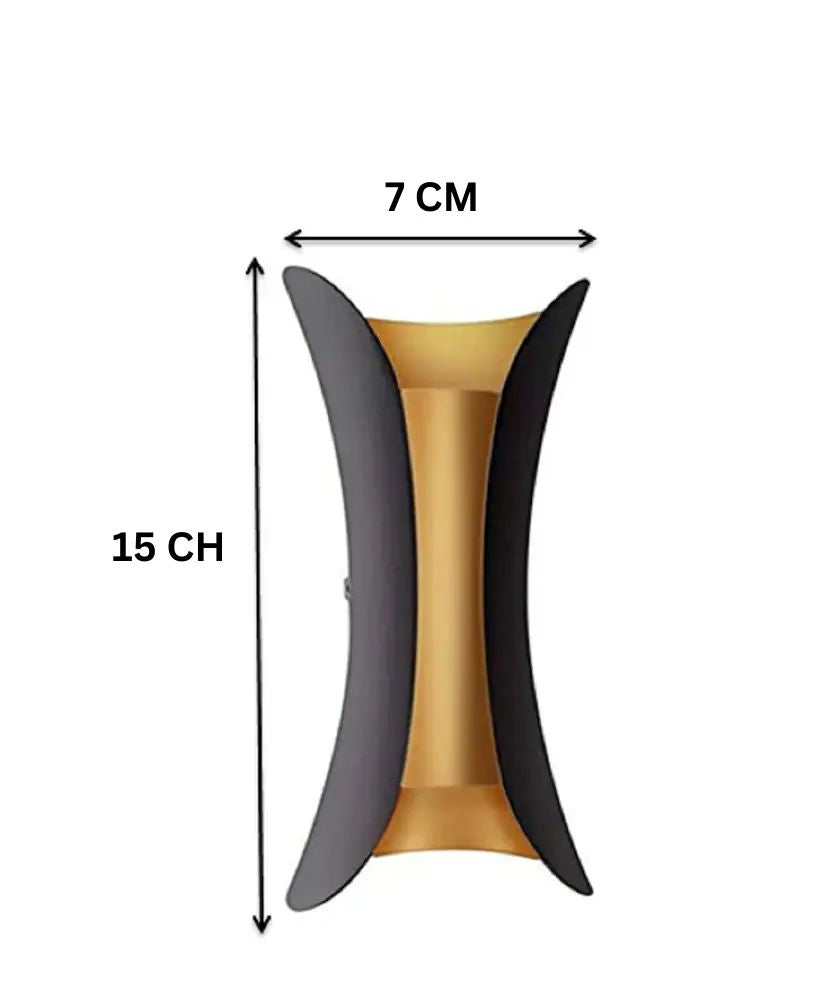 Modern black and gold LED wall light by Swanart, featuring sleek design and illuminated surface, measuring 7cm in size.