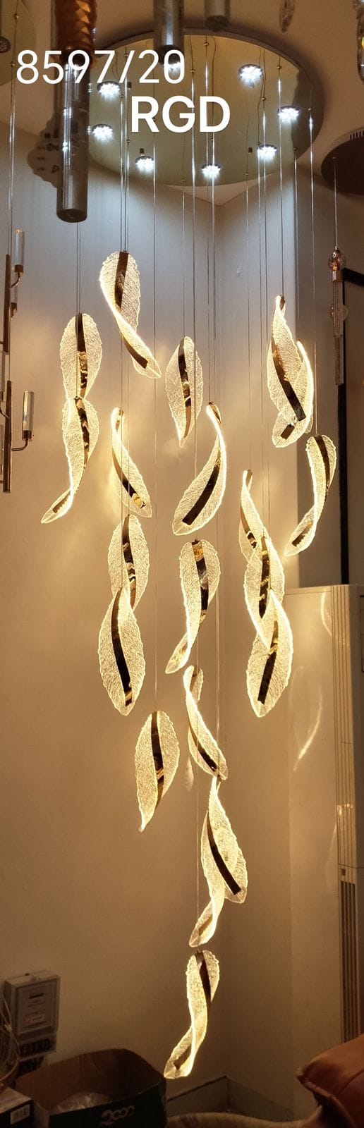 Swirling Leaf Elegant 20-Light Leaf-Shaped Modern Elegance Chandelier For Duplex Home - Swanart