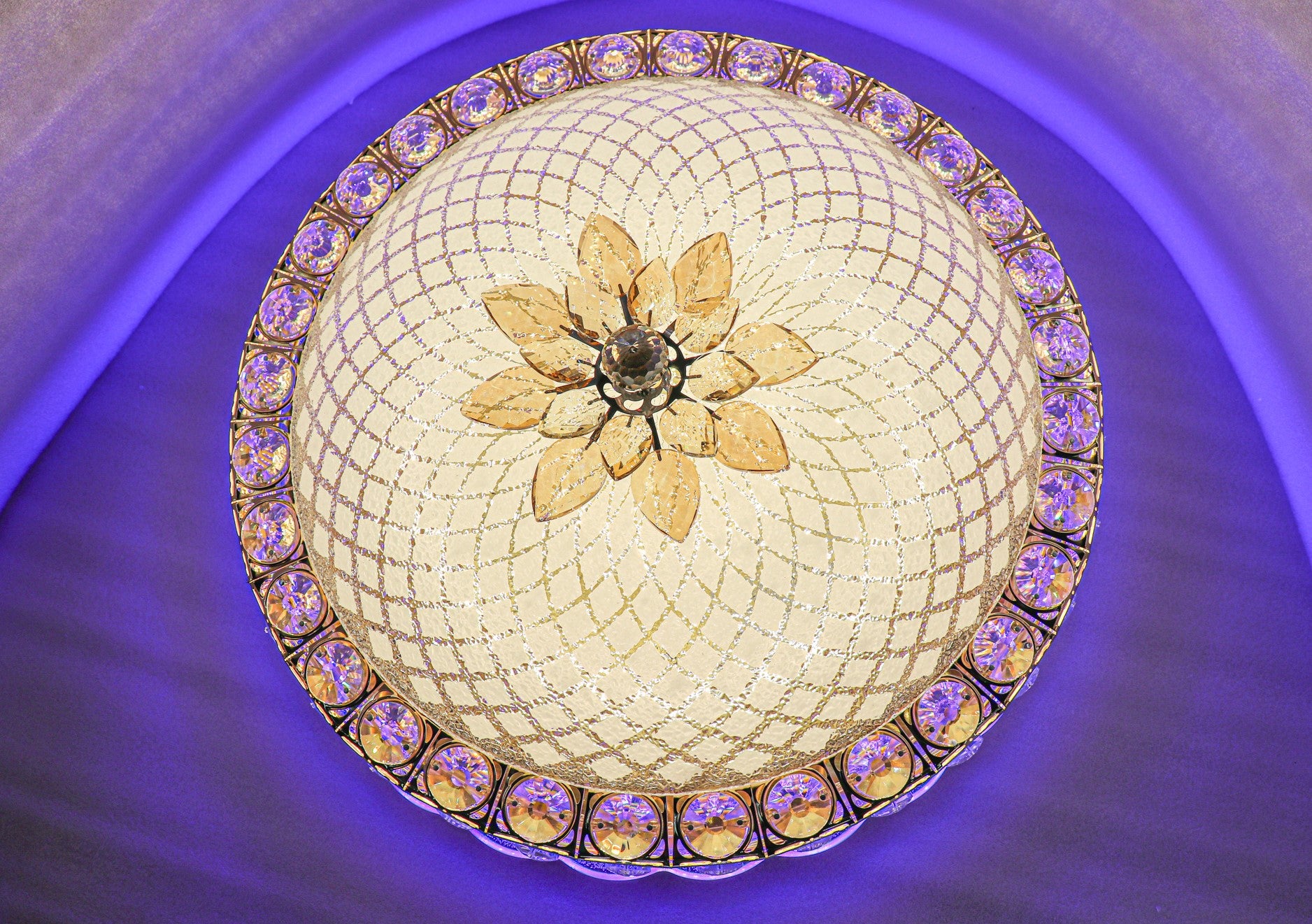 Swanart Etheréa Crystal LED Ceiling Light – 50cm RGB Color-Changing Flush Mount with Remote Control & Bluetooth Music System – Luxurious Glass, Crystal, and Metal Design - Swanart