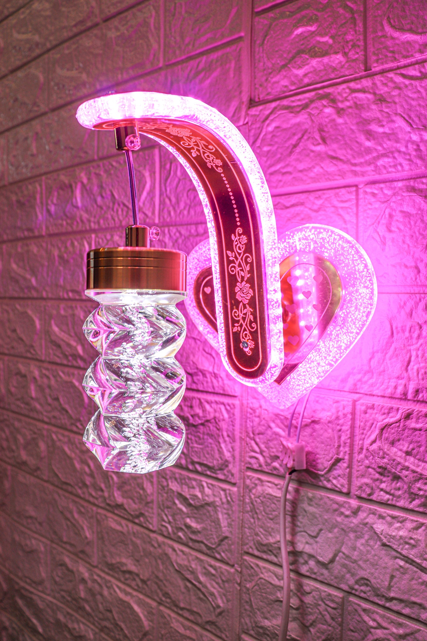 Swanart Blooming Petals wall light featuring a colorful flower motif, ideal for modern home decor and ambient lighting.