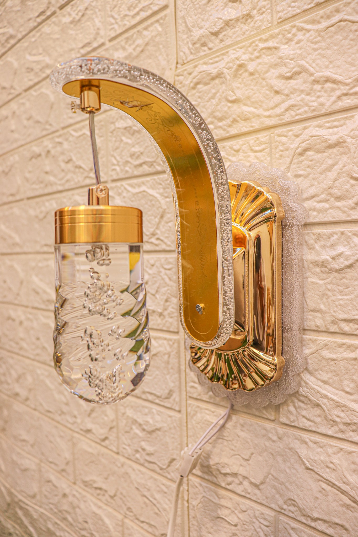Swanart Wall Light W313 mounted on a wall, featuring a sleek design with a white finish and modern lighting fixture.