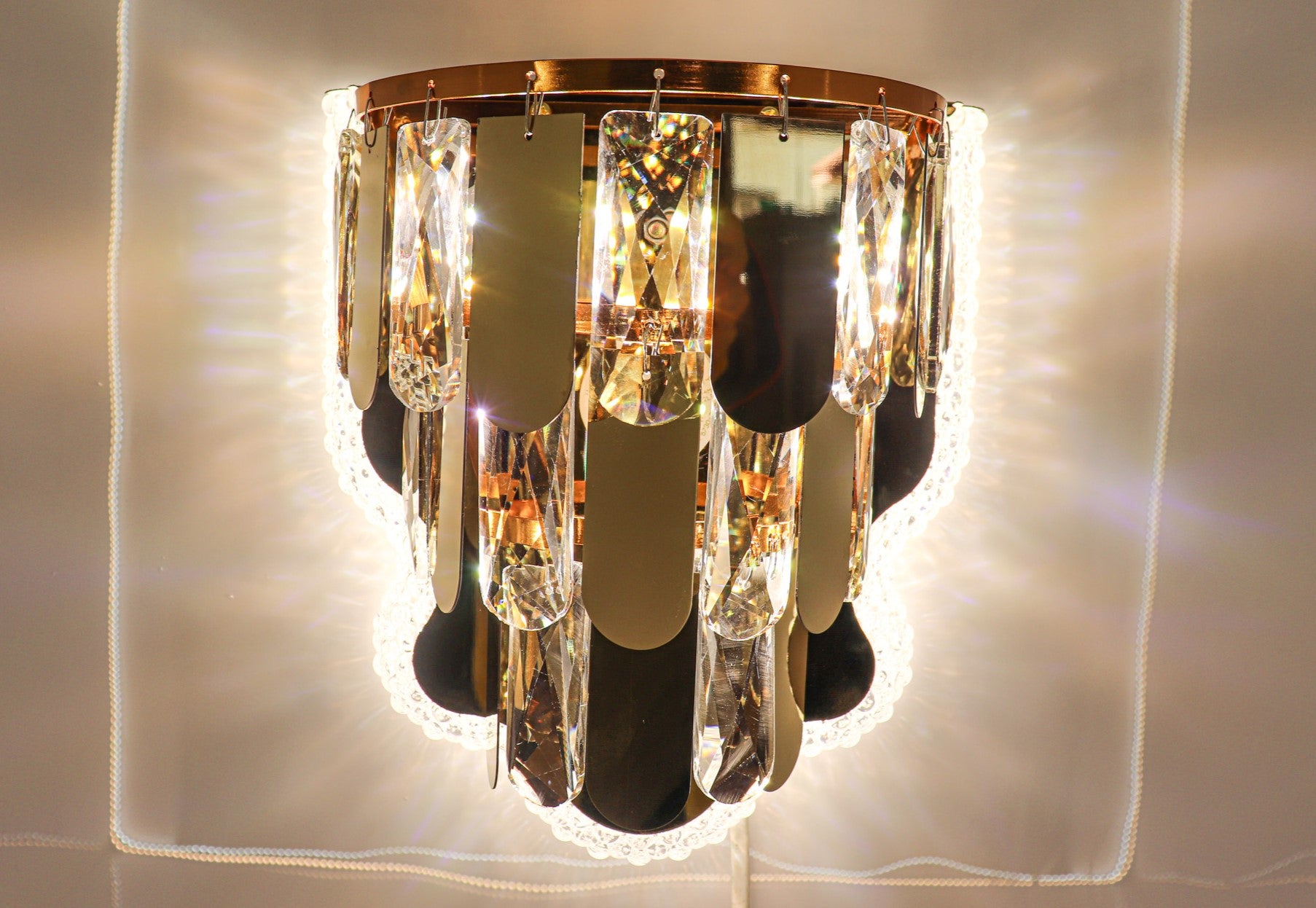 Gold Crystal Wall Sconce - Luxurious Modern Design - Swanart