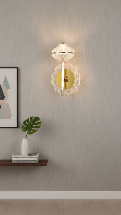 Swanart G816 wall light featuring a sleek, modern design with a curved metal arm and frosted glass shade for ambient lighting.