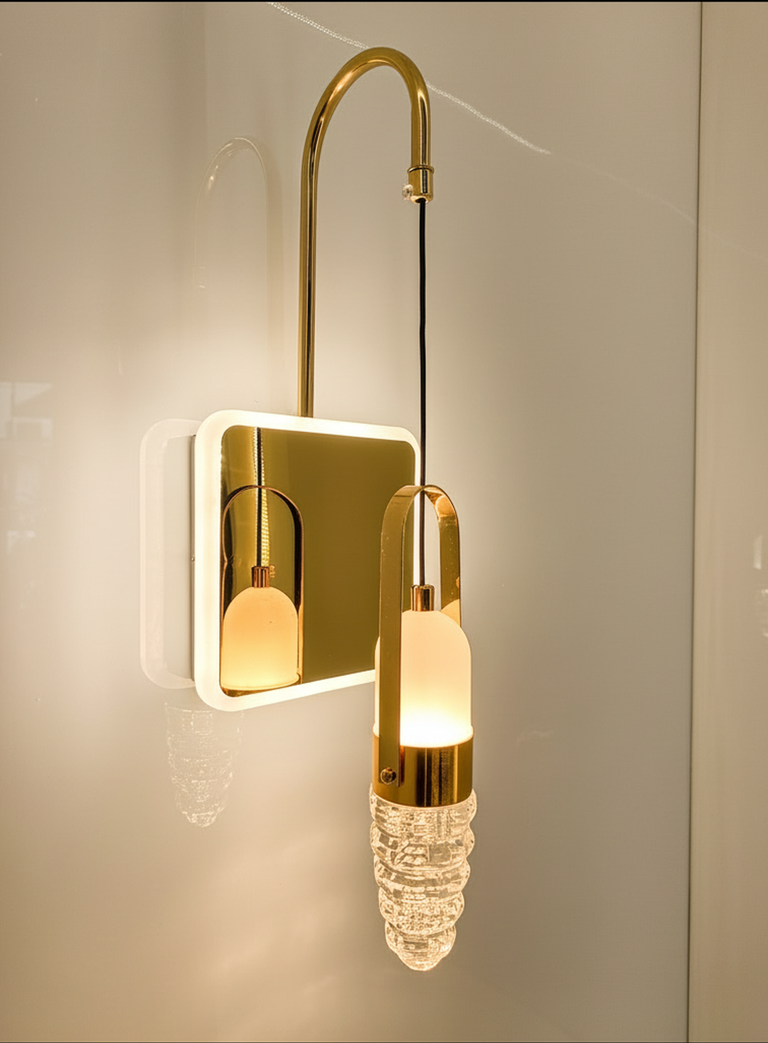 Swanart Modern Crystal Wall Sconce with LED Mirror - Elegant Bathroom Vanity Light Fixture with Gold Finish & Crystal Shade - Swanart