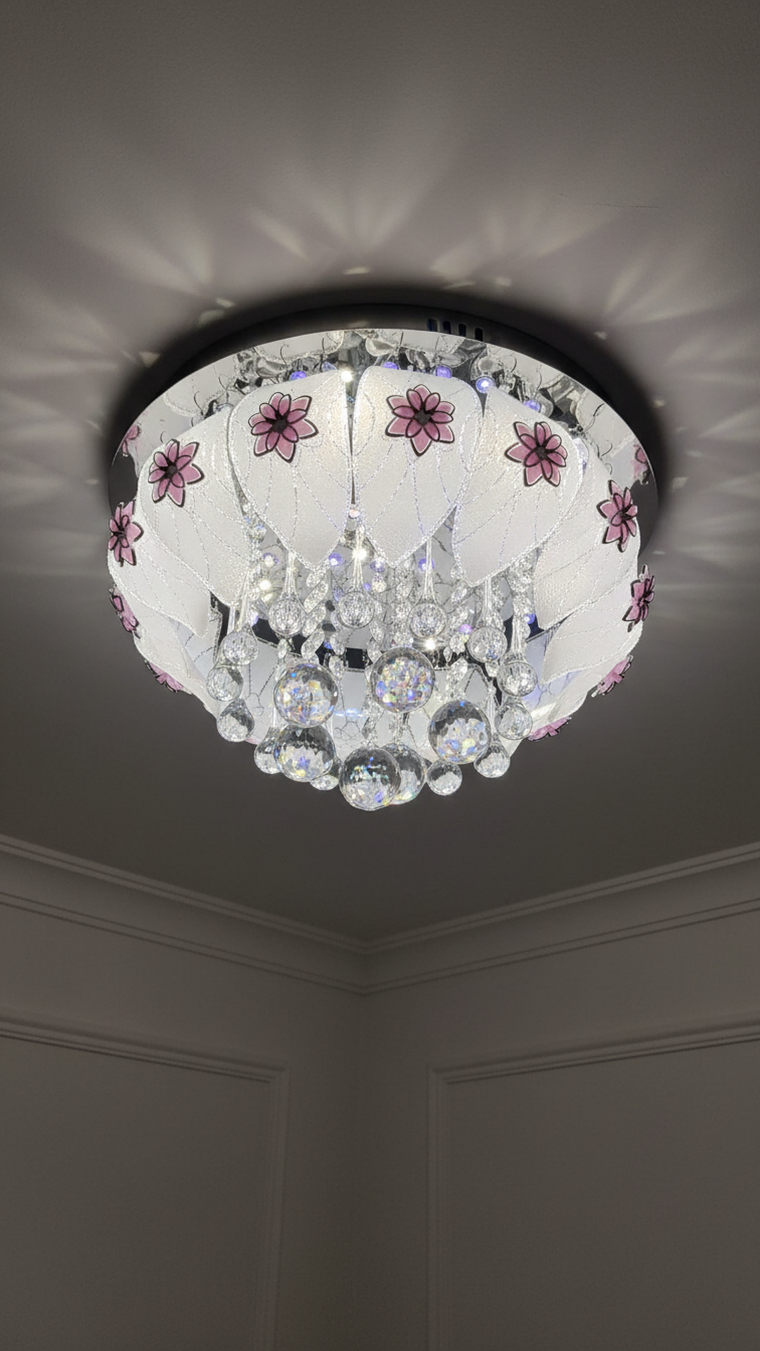 Swanart Multi Colour Musical Chandelier 2910-400 - Swanart