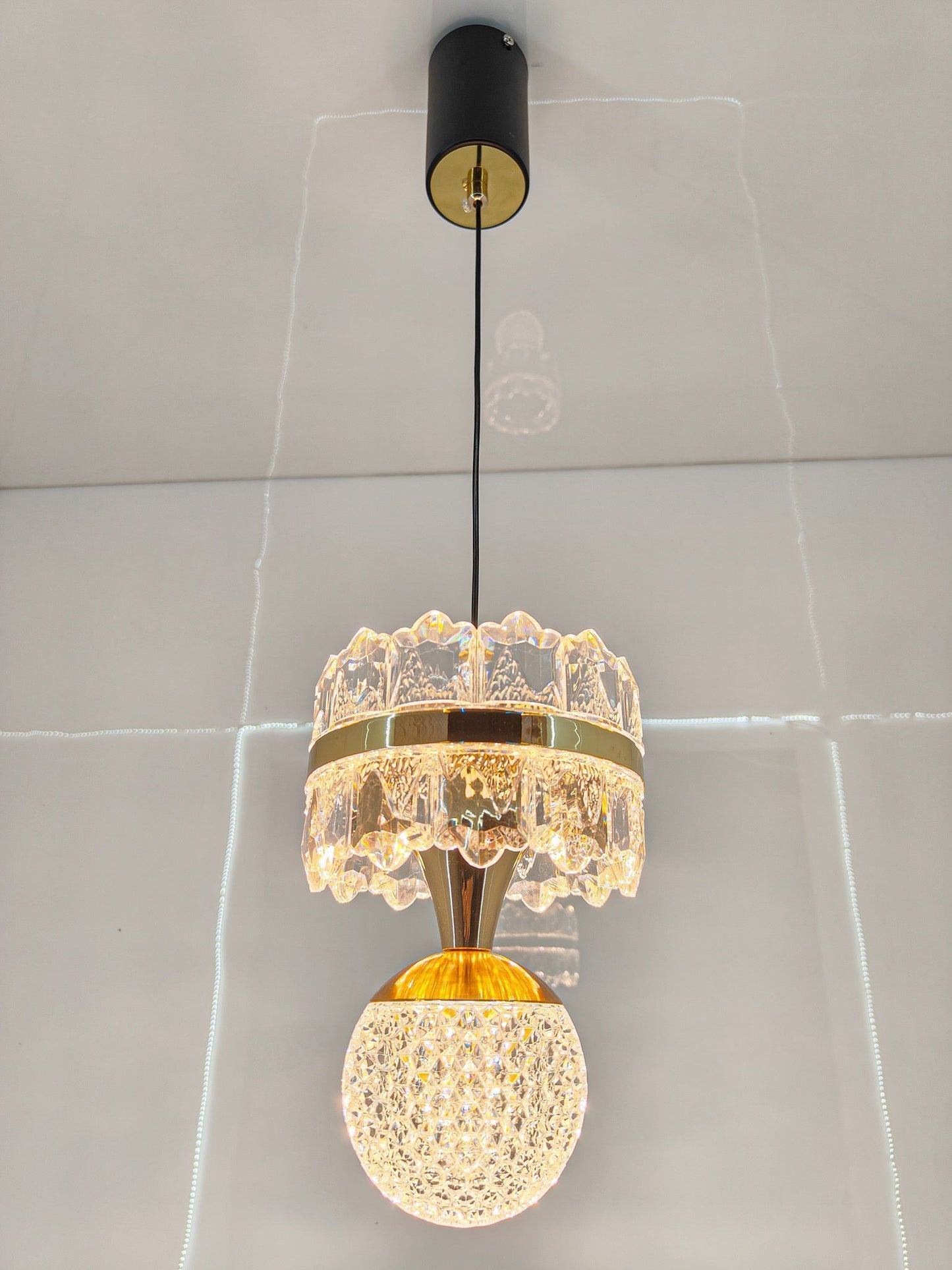 swanart HaloA2 Crystal Pendant Light – Elegant Hanging Ceiling Lamp with 3-in-1 Color Change LED, Premium Crystal & Metal Design – Modern Lighting for Living Room, Bedroom, Kitchen & Dining Area - Swanart