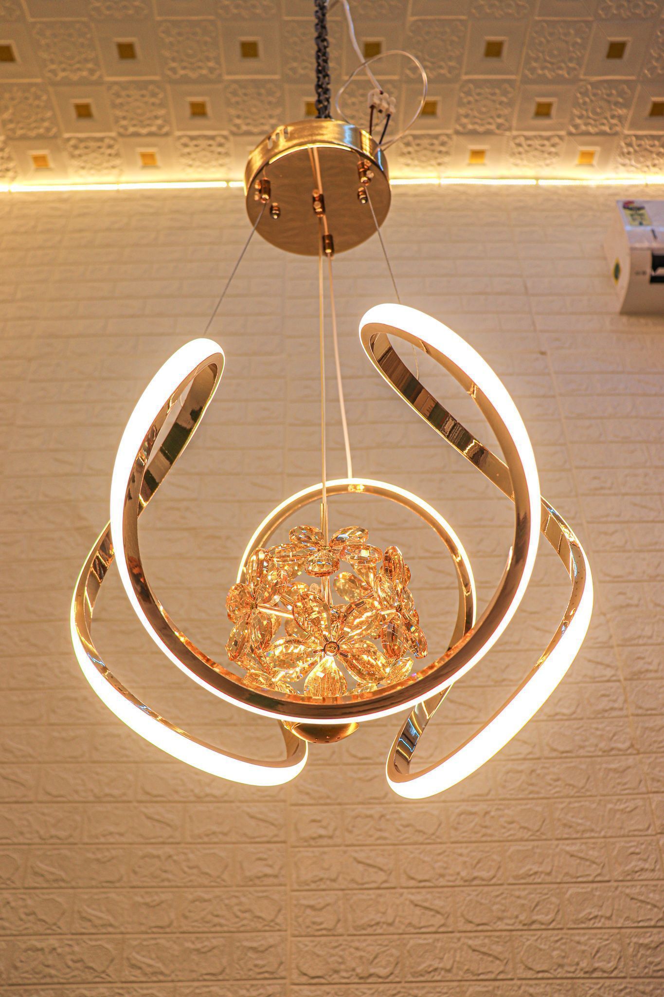 swanart Modern LED Crystal Chandelier Light with Gold Finish, Adjustable Hanging Pendant Ceiling Lamp with Energy-Saving LED and Elegant Crystal Ball Design for Living Room, Dining, Bedroom, Hall - Swanart