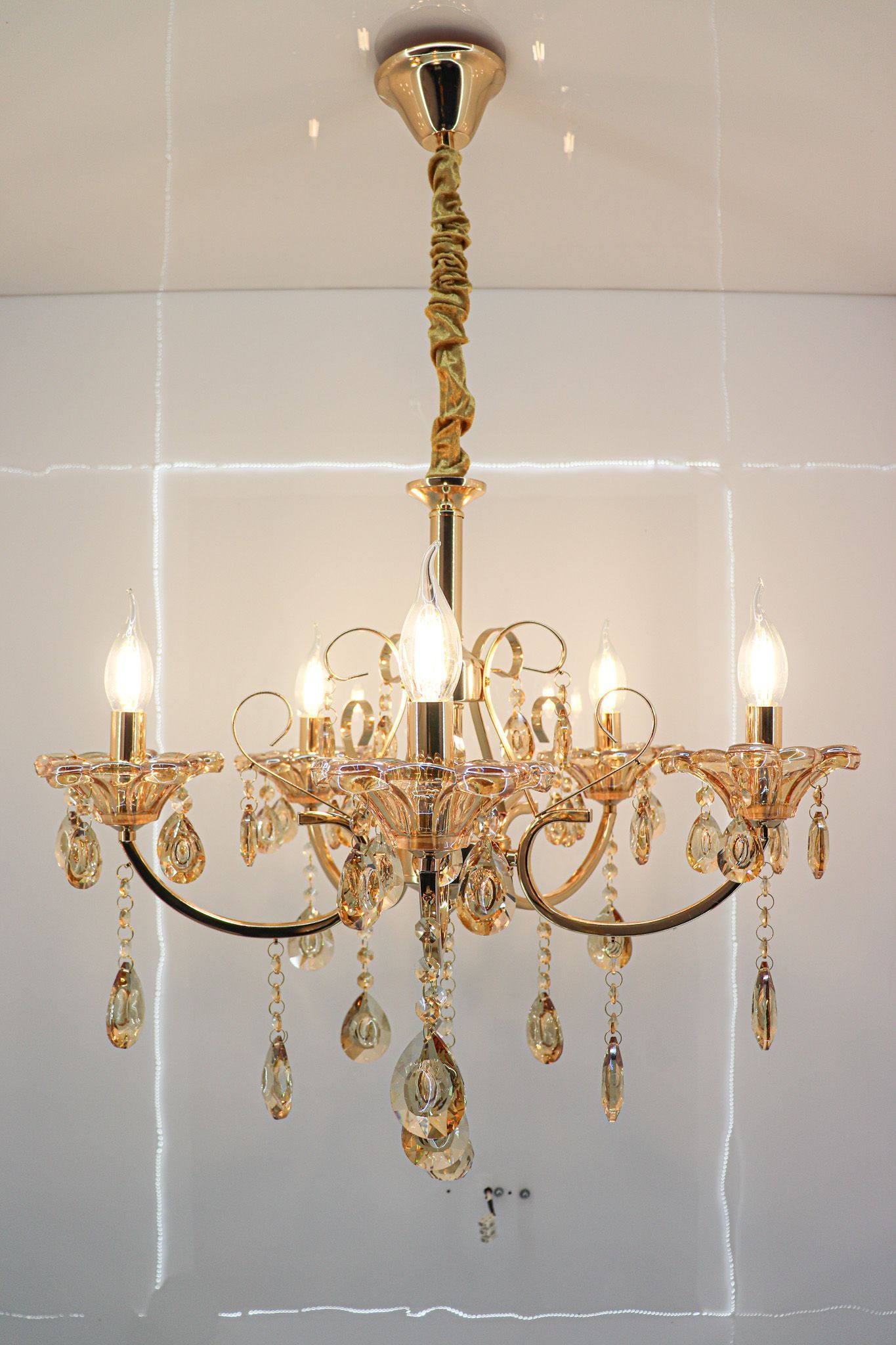 Swanart 5 Bulb Italian Chandelier Light: Timeless Craftsmanship & Radiant Elegance | Illuminate Your Home with Opulence - Swanart